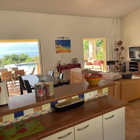 Villa 120 M2 Avec Piscine 3 Hebergement Classe 4 Etoiles *